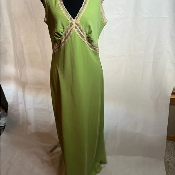 Olive Green Lace-Trim Maxi Dress - Picture 2 of 6